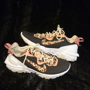 Nike Black, Light Pink and Leopard Print Sneakers